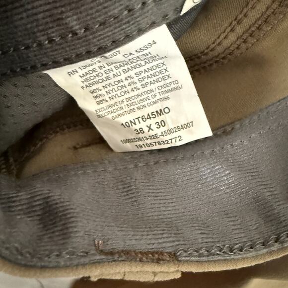 Wrangler ATG Pants Mens 38x30 Tan Cargo Performance Stretch All Terrain Gear - Picture 11 of 11